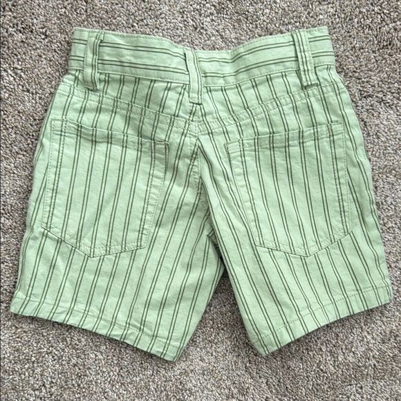 Cat & Jack Green Striped Kids Shorts - Picture 3 of 3